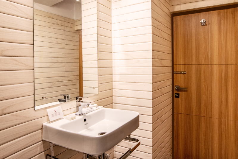 Deluxe Room with Rhododendron View