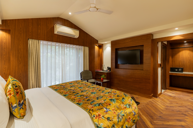 Premium Ganges View Room with Bathtub