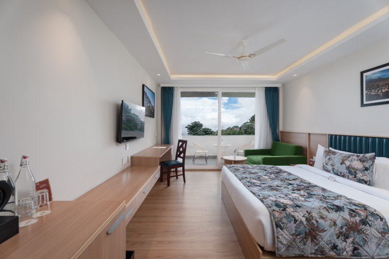 King Executive View Room With Balcony & Sofa Cum Bed