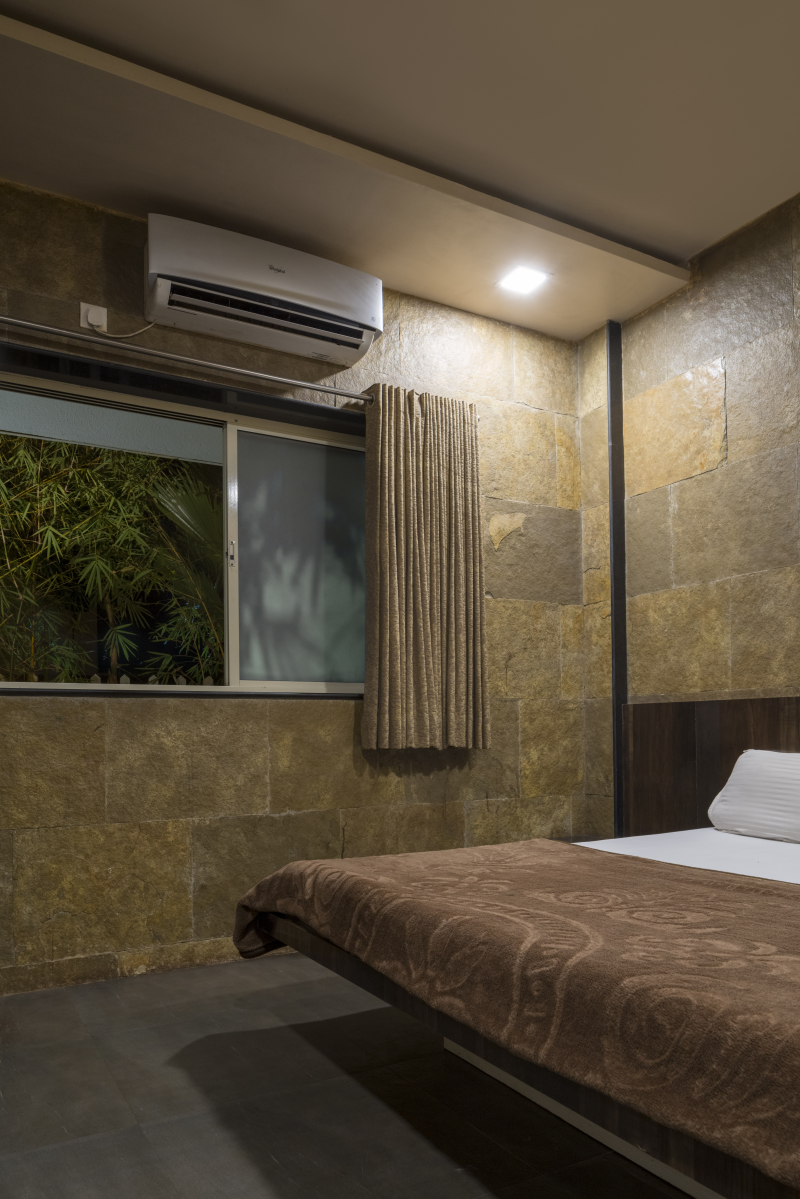 4 BHK