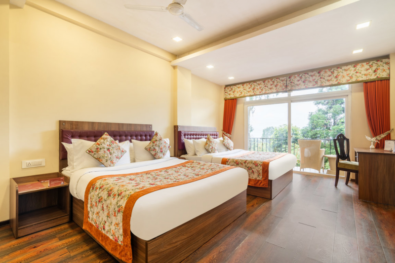 Family Mountain View Room with Private Balcony