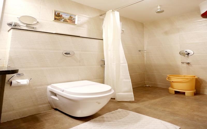 Elegant Executive (Annexe)