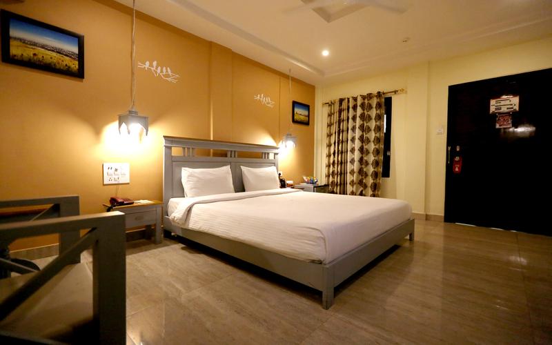 Elegant Executive (Annexe)