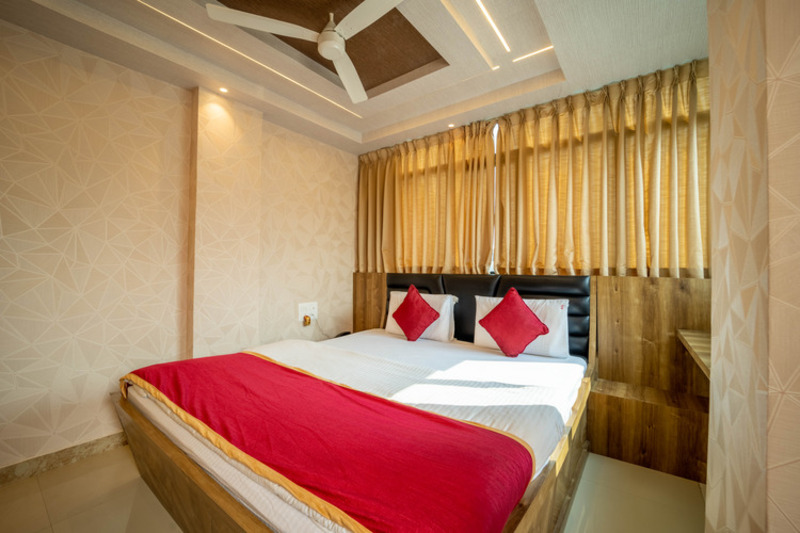 10 Room Property