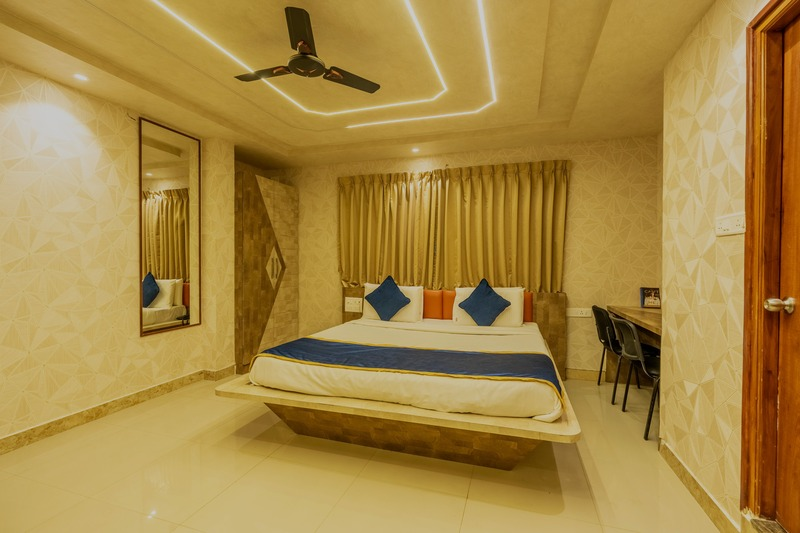 Private 20 Room Property