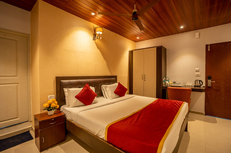 Connected Penthouse Room