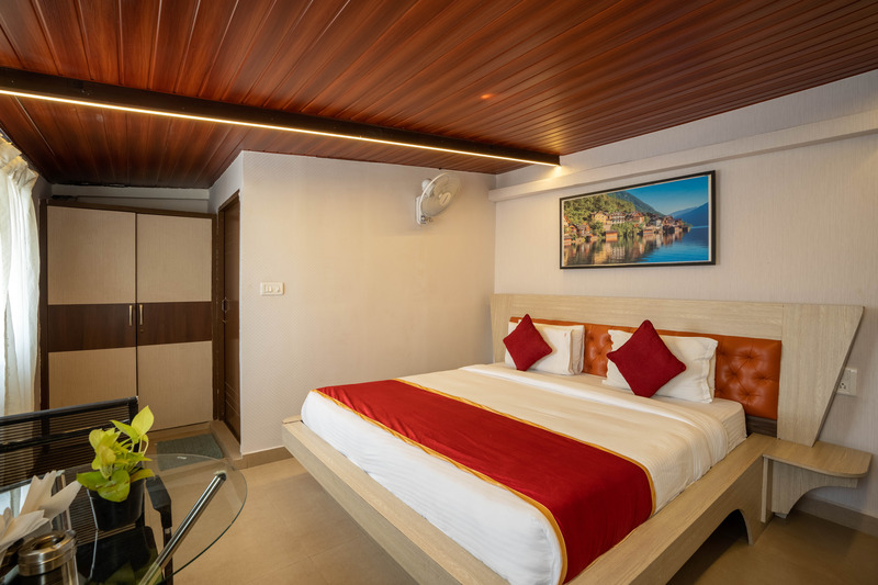 Luxury Triple Room