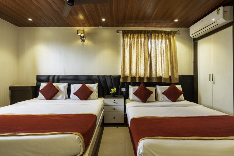 Luxury Triple Room