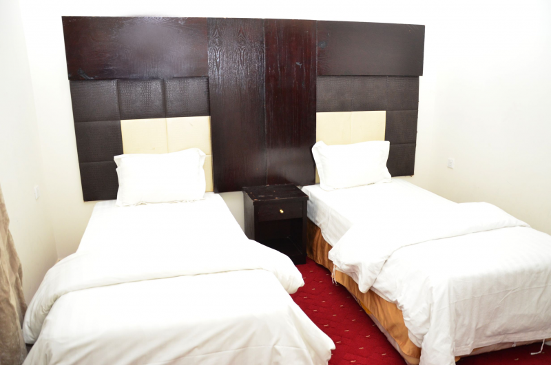 Twin Bed Room | غرفه سريرين مفرد