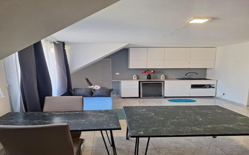 W_M12_4 Bedroom Penthouse Apartment