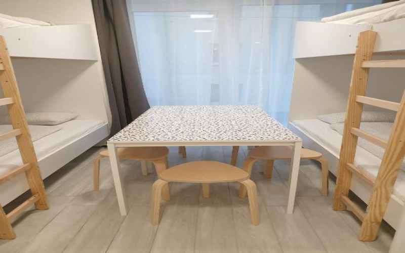 M12 - Studio VI (6754389)