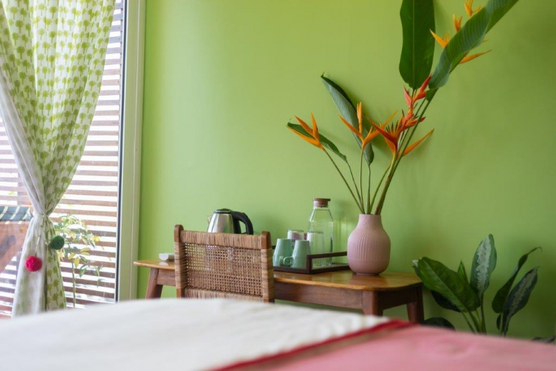 Grand Seaview Room 8