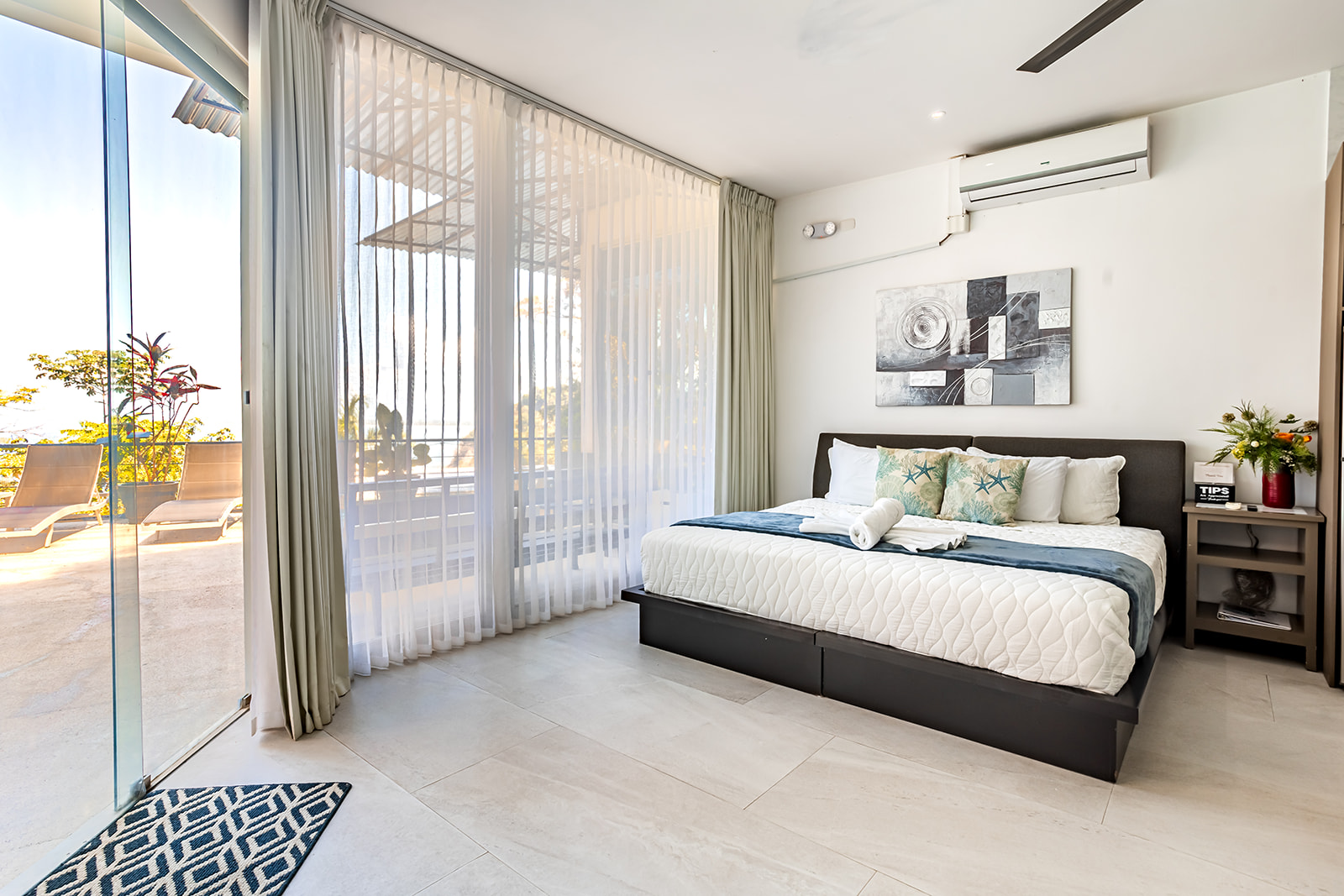 Suites 1–4 – Entire Hotel Level Ocean & Pool Views Vista Ocean Suites, Manuel Antonio