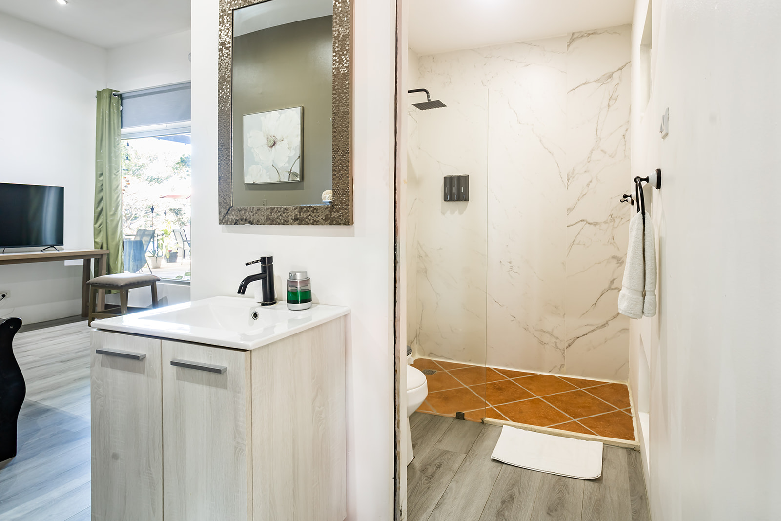Suite 7 – Economy Option Vista Ocean Suites, Manuel Antonio