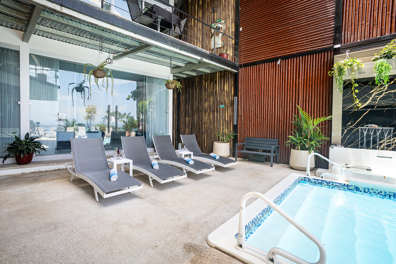 Suite 7 – Economy Option  Vista Ocean Suites, Manuel Antonio
