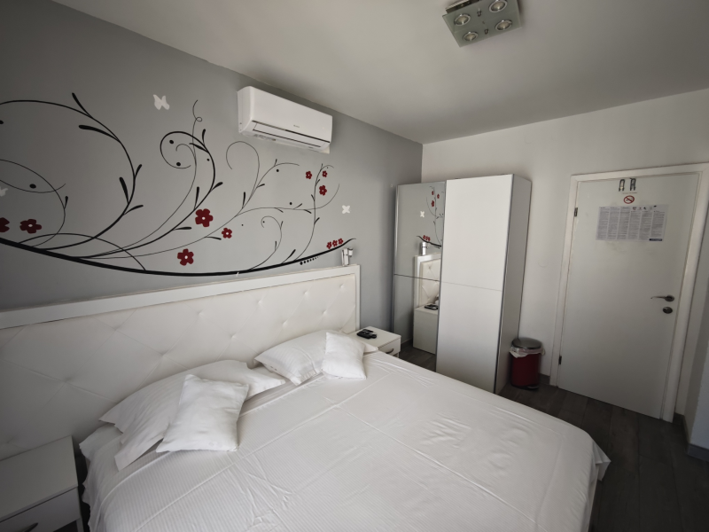 Double Room - Nirvana