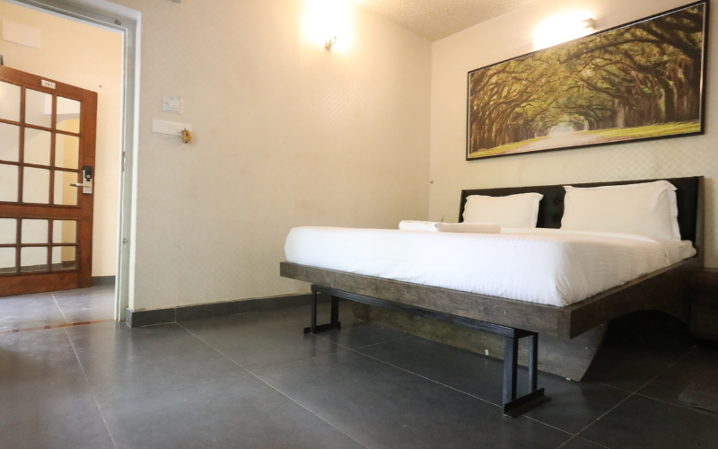 Luxury Triple Studio W/ Kitchen & Bathtub