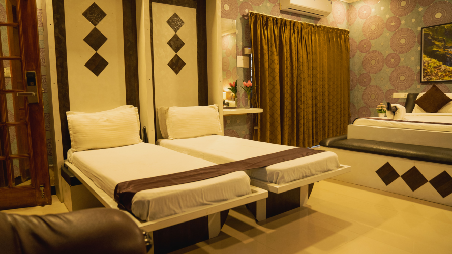 16 Bedroom Residence