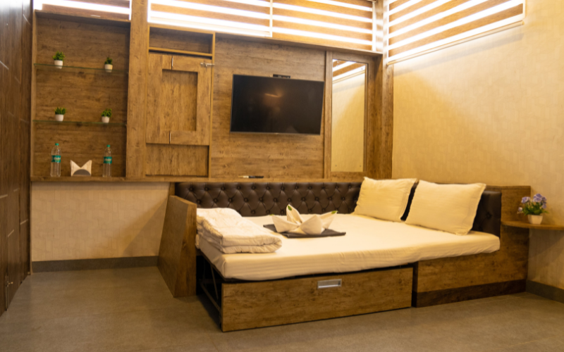 Penthouse Twin Beds