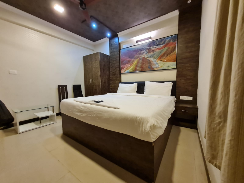 Studio W Kitchenette & Bathtub