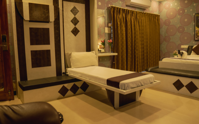 Studio Apart W/ Sitout, Bathtub & Kitchen