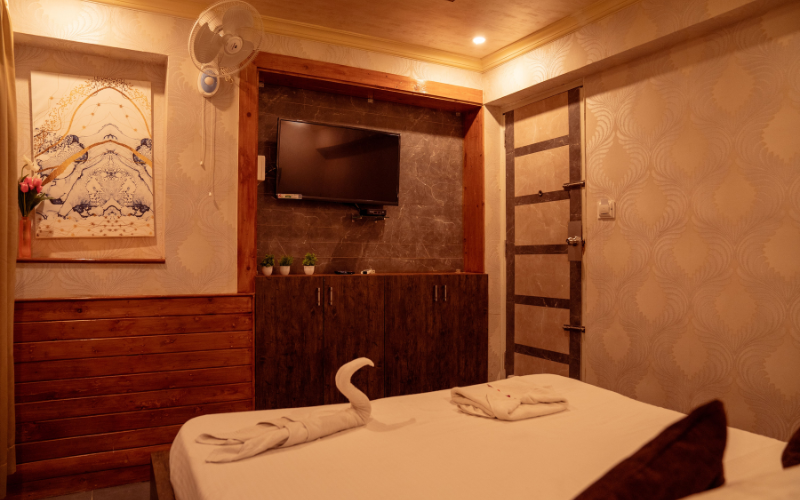 Luxury 4 Bedroom Apartment