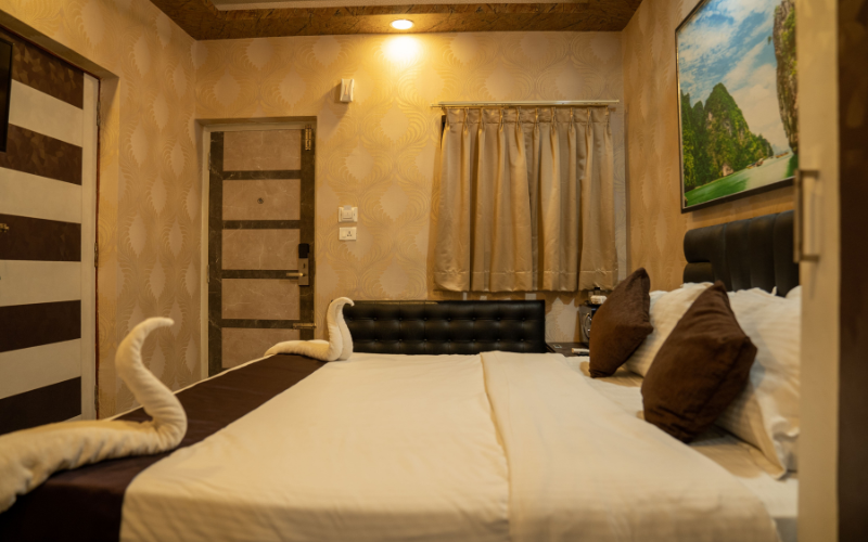 Luxury 4 Bedroom Apartment