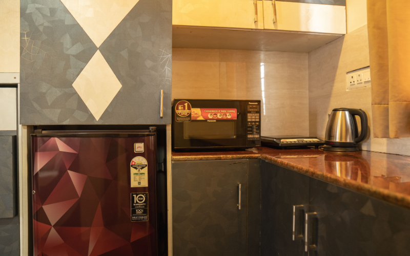 Penthouse Quad W Kitchenette & Bathtub