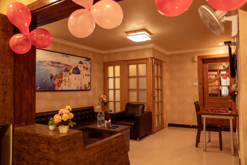 Luxury 1 Bedroom Apartment