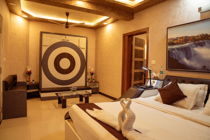 Luxury 5 Bedroom Apartment