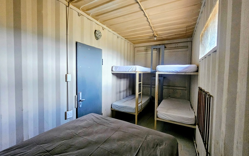 Backpackers for 6