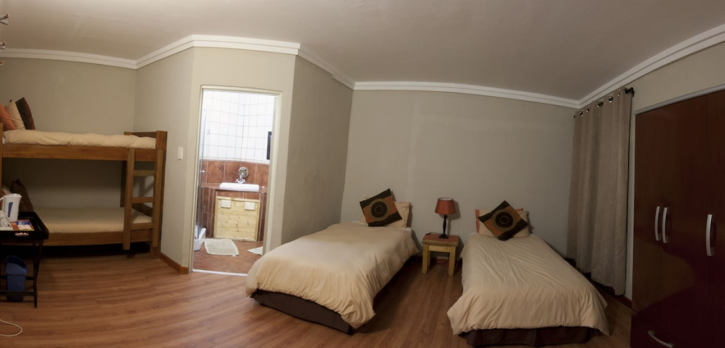 Tirol and Vail Apartment (4 Sleeper)