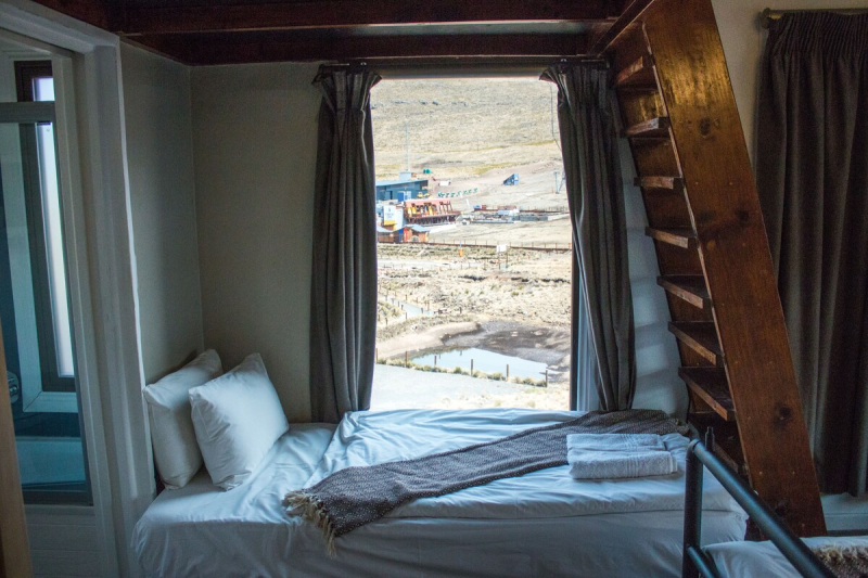 Tirol and Vail Apartment (4 Sleeper)