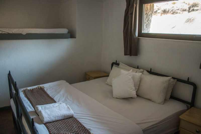 Tirol and Vail (2 Sleeper Room En Suite)