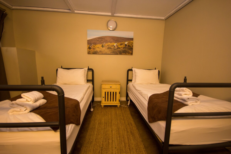 Tirol and Vail (2 Sleeper Room En Suite)