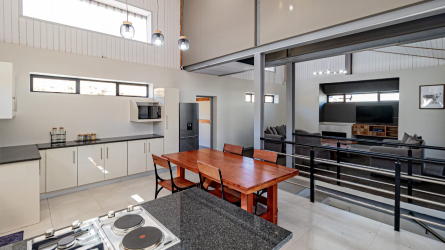 Mahlasela Apartment (4 Sleeper Self-Catering)