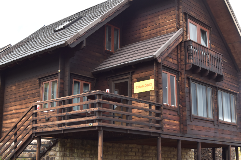 Chalets (8 Sleeper Self-Catering)