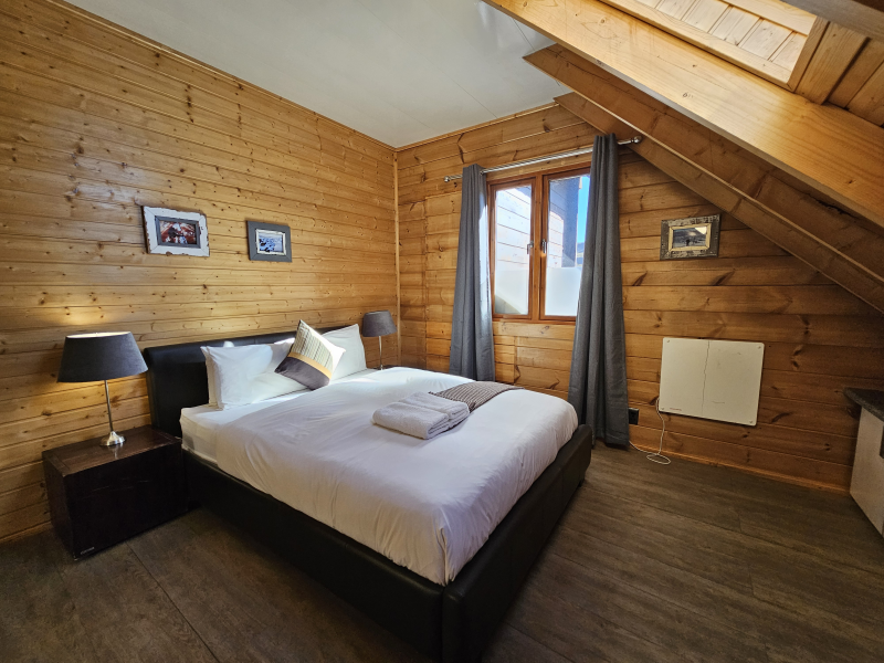 Chalets (8 Sleeper Self-Catering)