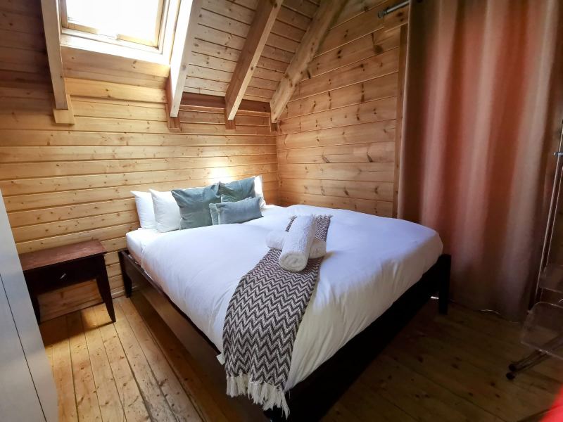 Chalets (8 Sleeper Self-Catering)