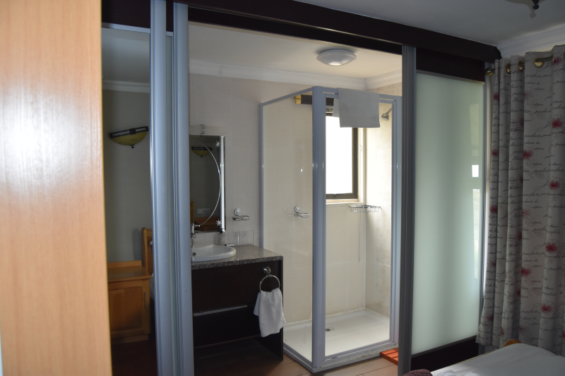 Chalets (8 Sleeper Self-Catering)
