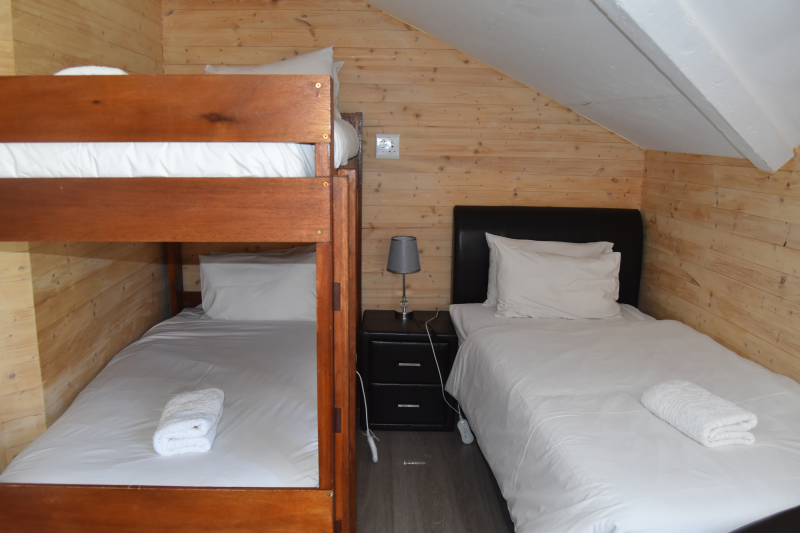 Tirol and Vail Apartment (4 Sleeper)