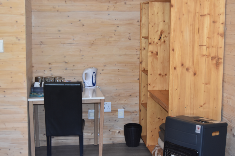 Tirol and Vail Apartment (4 Sleeper)