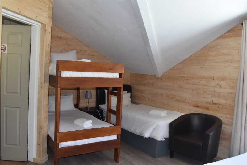 Tirol and Vail Apartment (4 Sleeper)