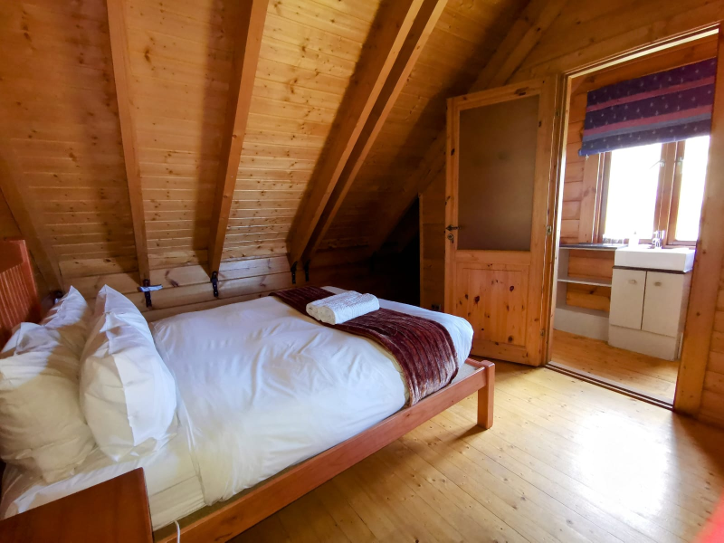 Chalets (10 Sleeper Self-Catering)