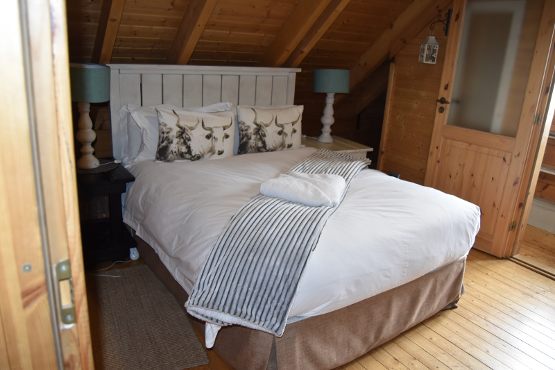 Chalets (10 Sleeper Self-Catering)