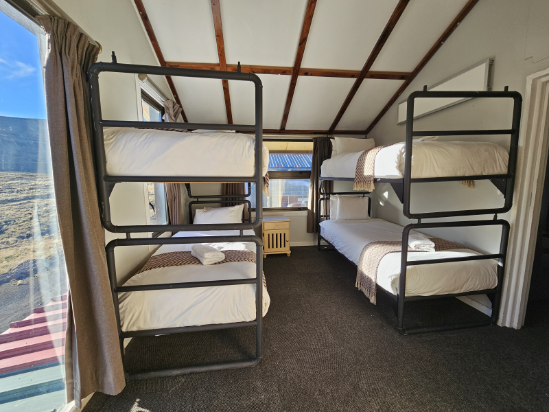 Aspen Top Apartment (6 Sleeper Self-catering)