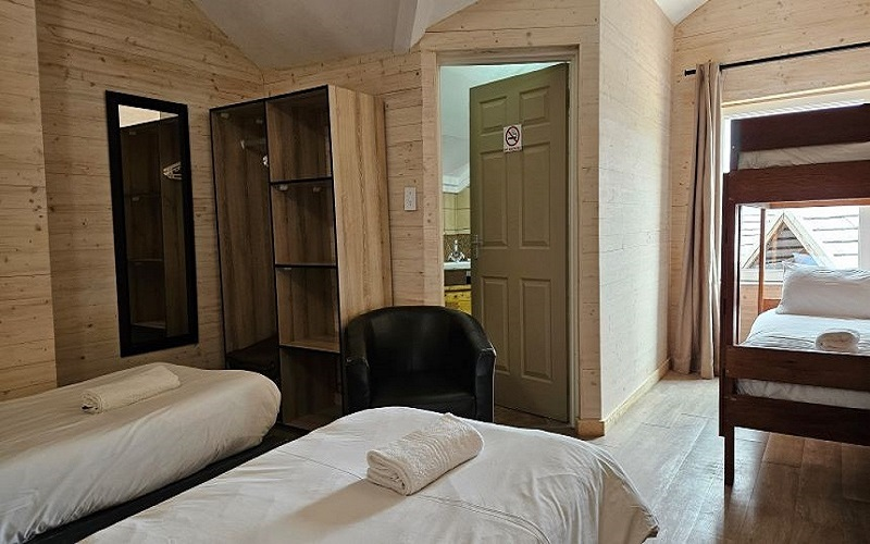 Tirol 5 (4 Sleeper Non Self Catering)