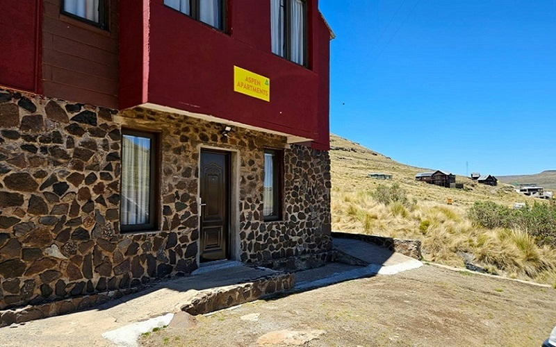 Aspen Bottom Apartment (6 Sleeper Self-Catering)