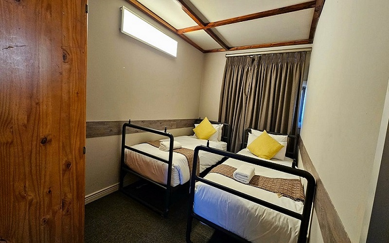 Aspen Bottom Apartment (6 Sleeper Self-Catering)