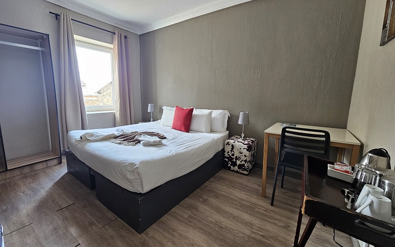 Tirol 11 (2 Sleeper Non Self-Catering)